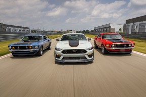 KAIYUNAPP-埃弗顿后腰防守强度提升限制穿插跑动，埃弗顿的球衣